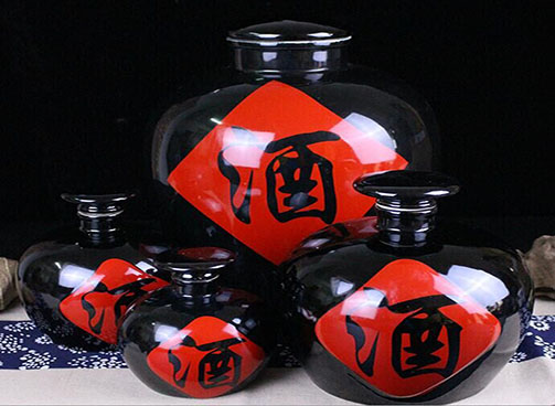 酒壇定制的四種方法