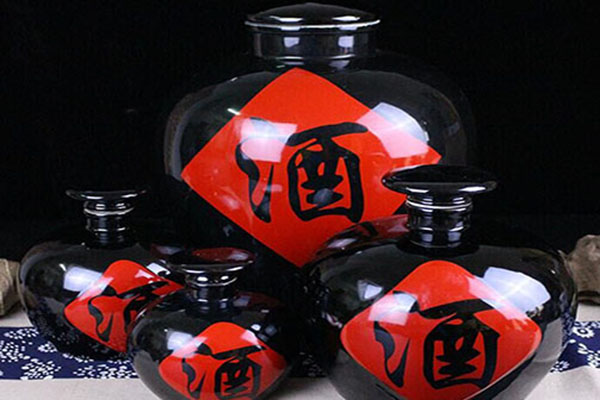 陶瓷器酒壇定制的好處你了解嗎？