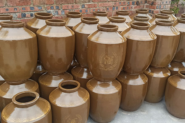 酒壇應(yīng)該如何定制？