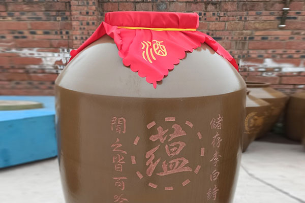 酒壇知識：新買的酒壇子怎么清洗？